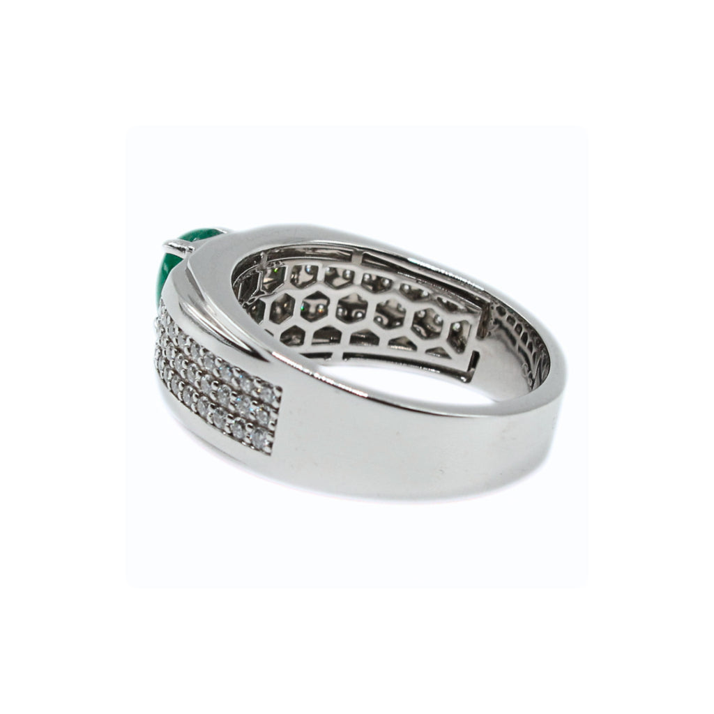 CG Natural Emerald Oval Cabochon Ring (Certified)