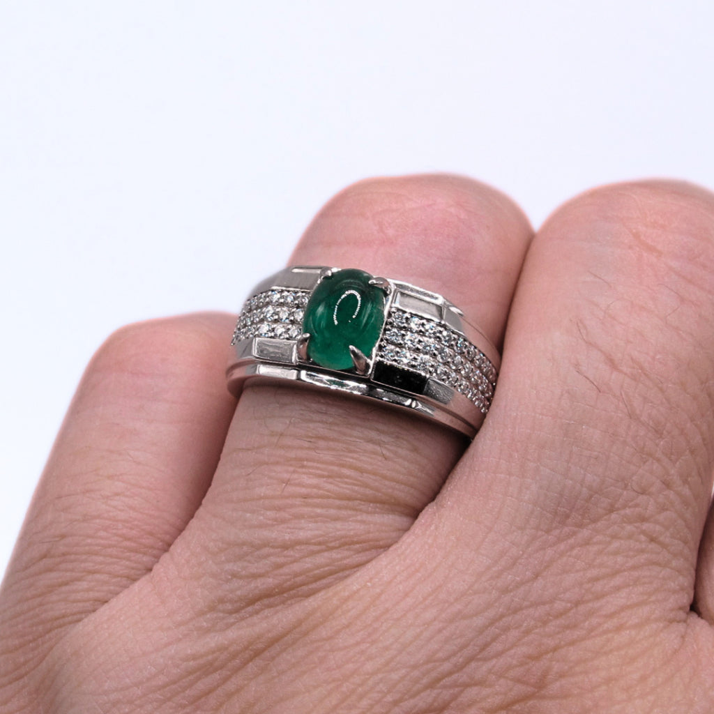 CG Natural Emerald Oval Cabochon Ring (Certified)