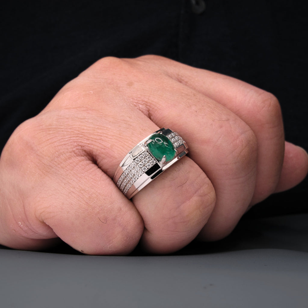 CG Natural Emerald Oval Cabochon Ring (Certified)